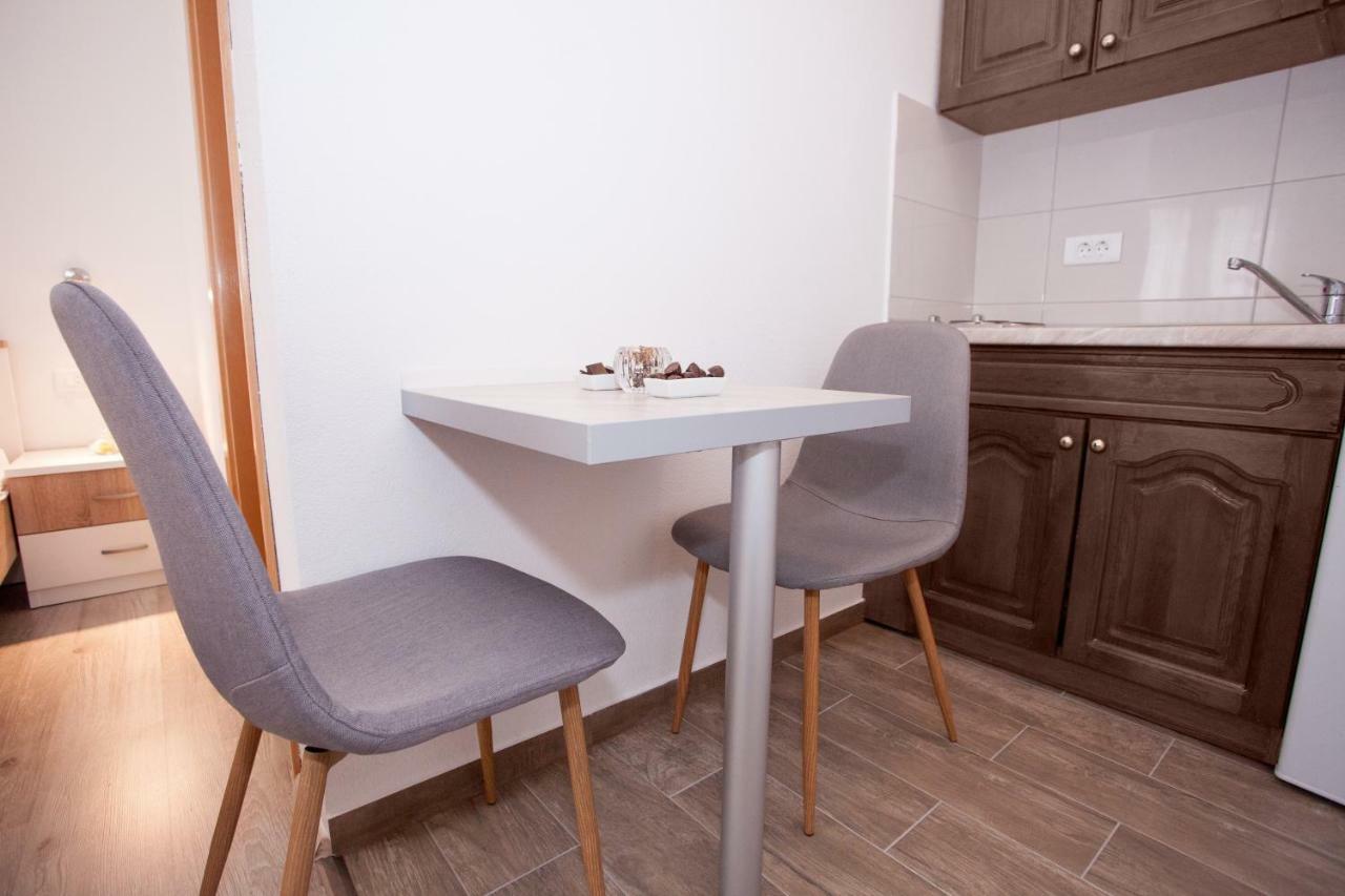 Apartments Mia Baska Voda Exterior photo