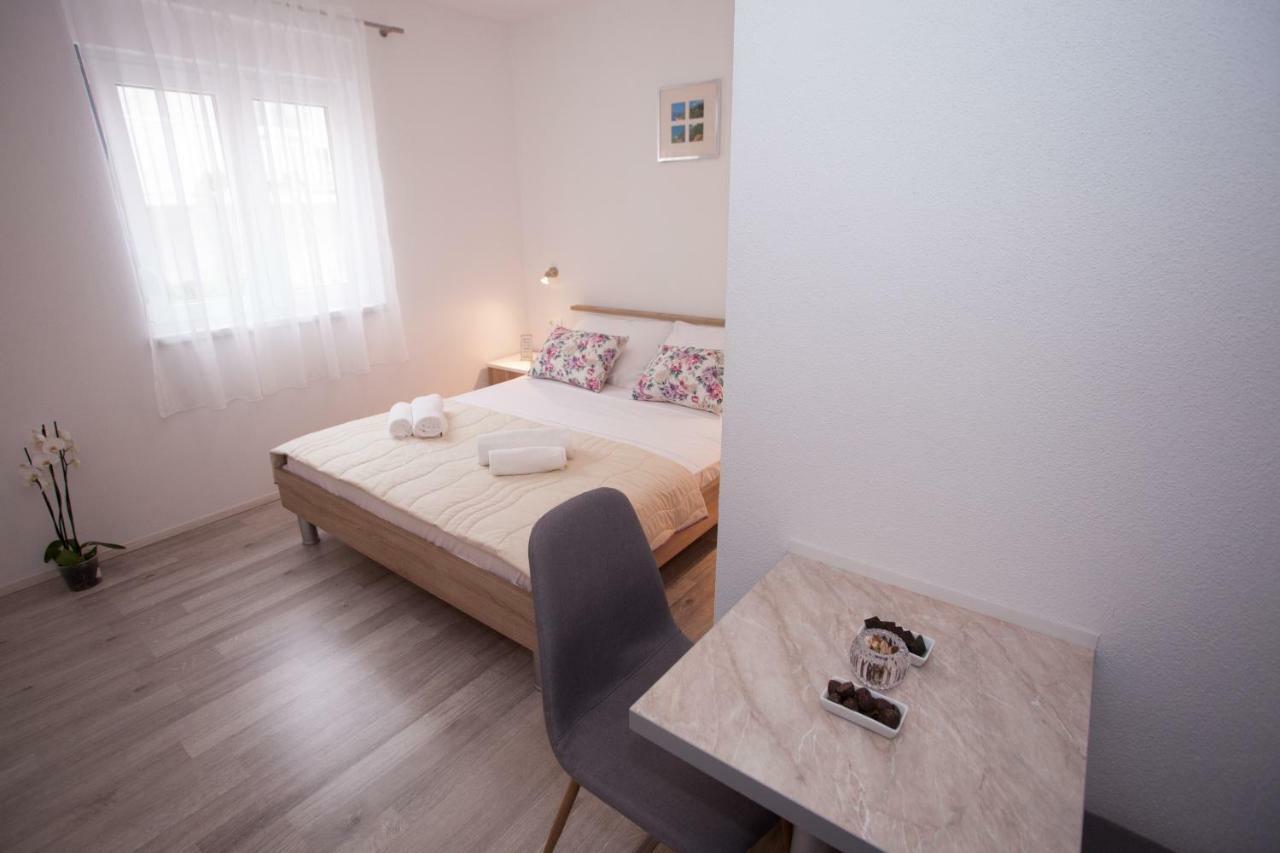 Apartments Mia Baska Voda Exterior photo