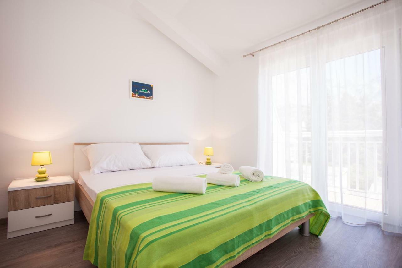 Apartments Mia Baska Voda Exterior photo