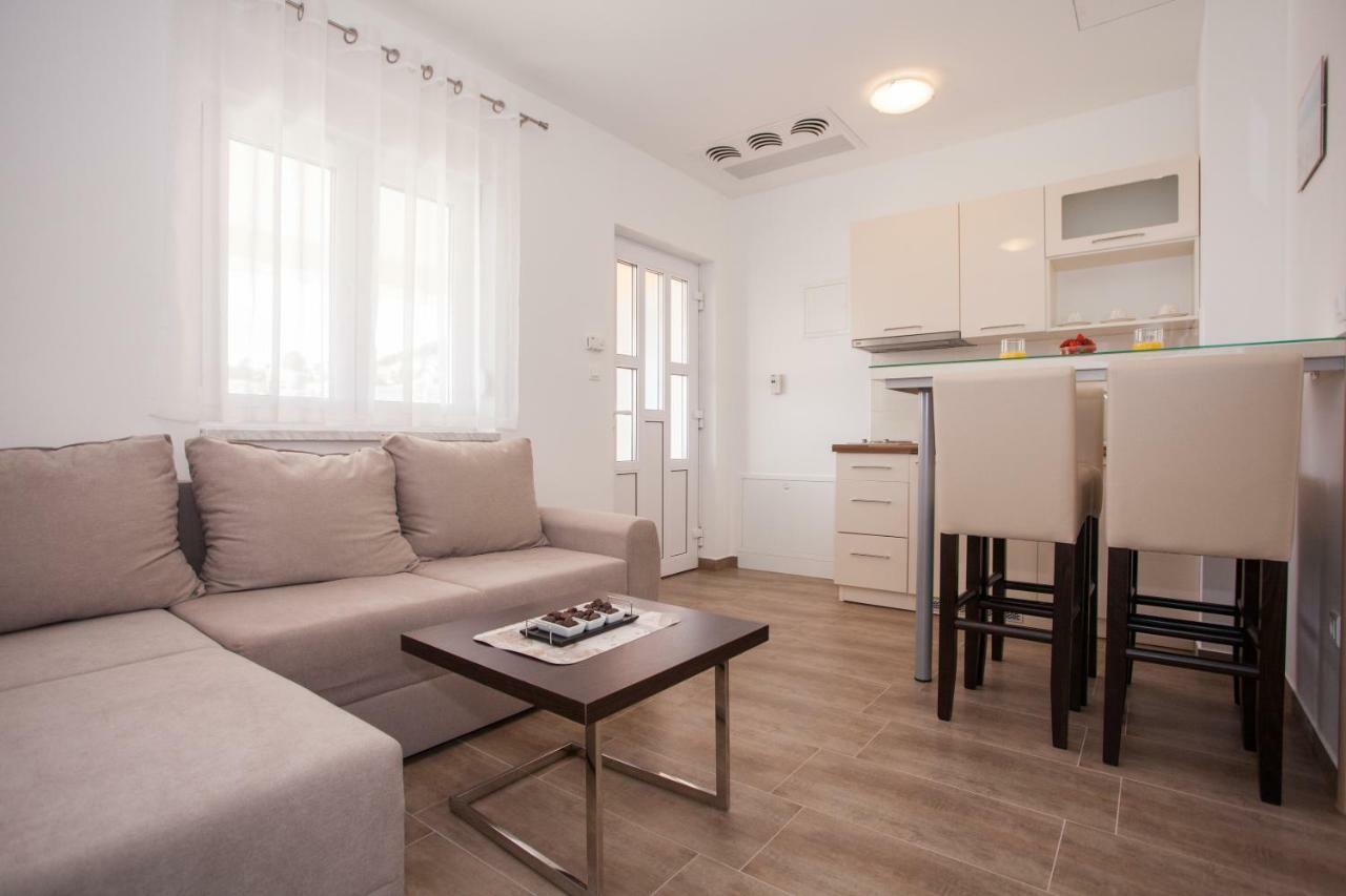 Apartments Mia Baska Voda Room photo