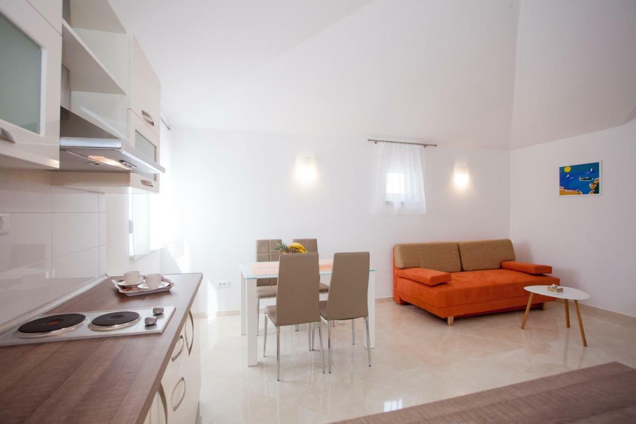 Apartments Mia Baska Voda Exterior photo