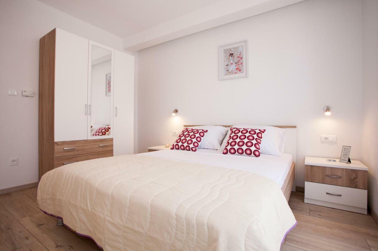 Apartments Mia Baska Voda Exterior photo